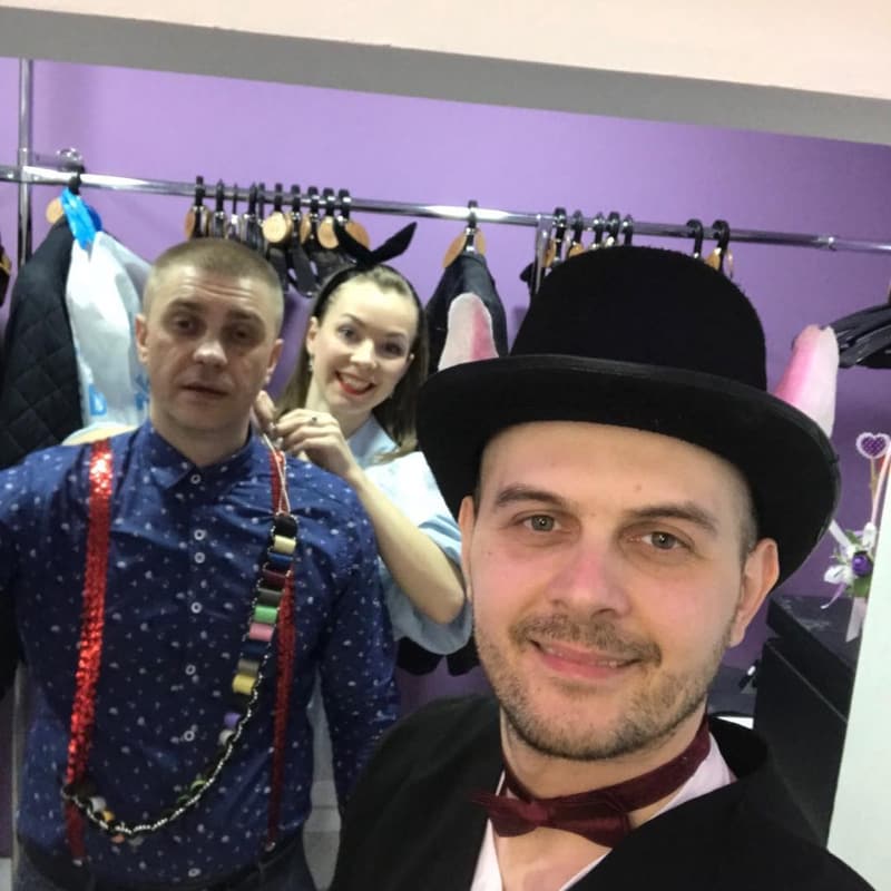 Алиса в стране чудес🧕🕵️♂️🎩 понеслось.........